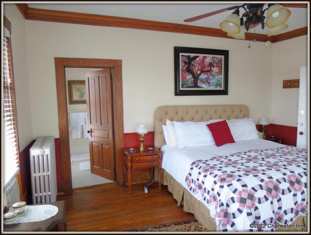 The Charleston Inn Hendersonville Nc Eksteriør bilde