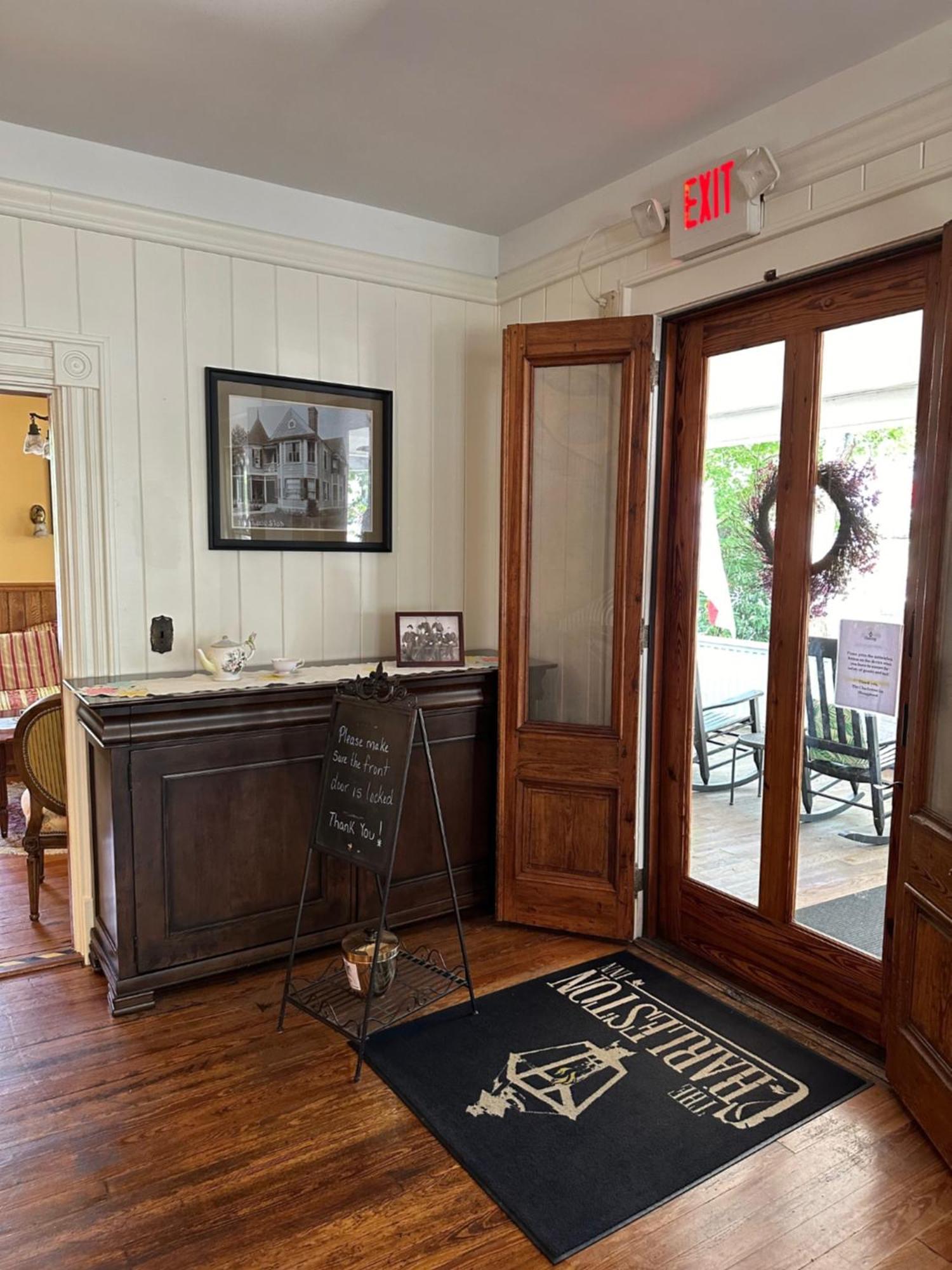 The Charleston Inn Hendersonville Nc Eksteriør bilde